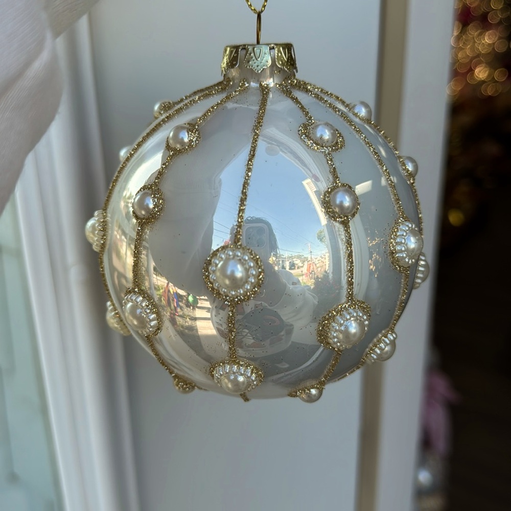 Pearl ball ornament